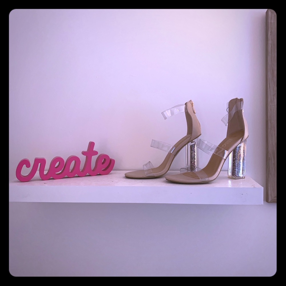 Sparkle Heels - Picture 1 of 2
